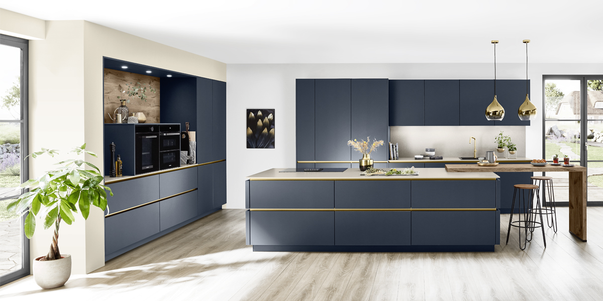 Klare Linie, edle Materialien und eine klar strukturierte Innenarchitektur   das zeichnet unsere Designküchen aus! Unsere Fachberater legen großen Wert auf zeitgemäßes und trendorientiertes Design ... gerne beraten wir Sie ausführlich!