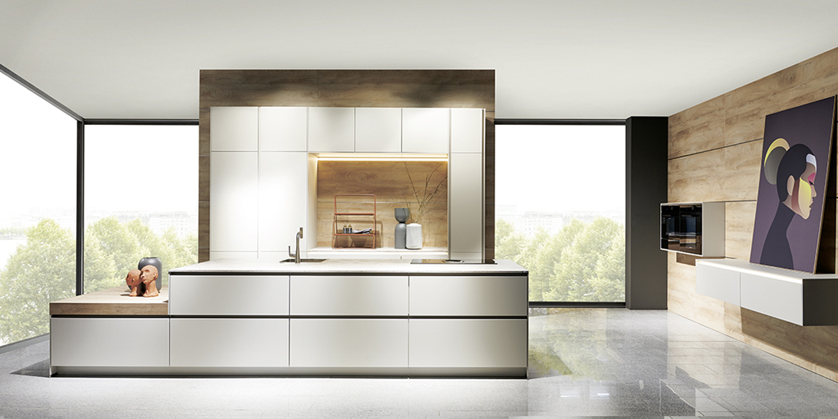 Klare Linie, edle Materialien und eine klar strukturierte Innenarchitektur   das zeichnet unsere Designküchen aus! Unsere Fachberater legen großen Wert auf zeitgemäßes und trendorientiertes Design ... gerne beraten wir Sie ausführlich!